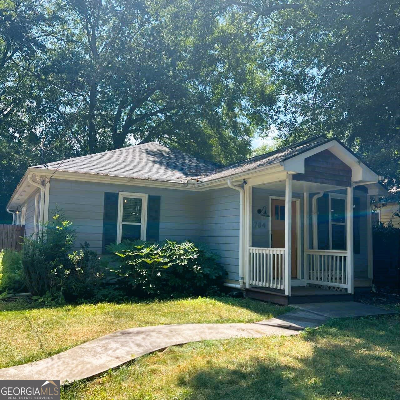 784 Hillmont Avenue Property Photo 1