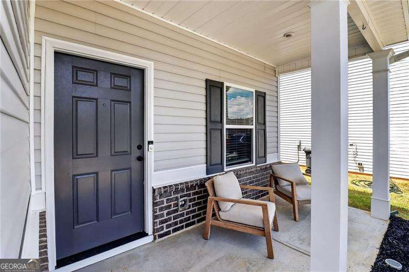 229 Sycamore Drive Property Photo 5