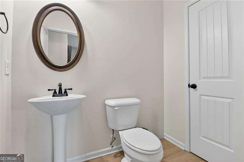 229 Sycamore Drive Property Photo 9