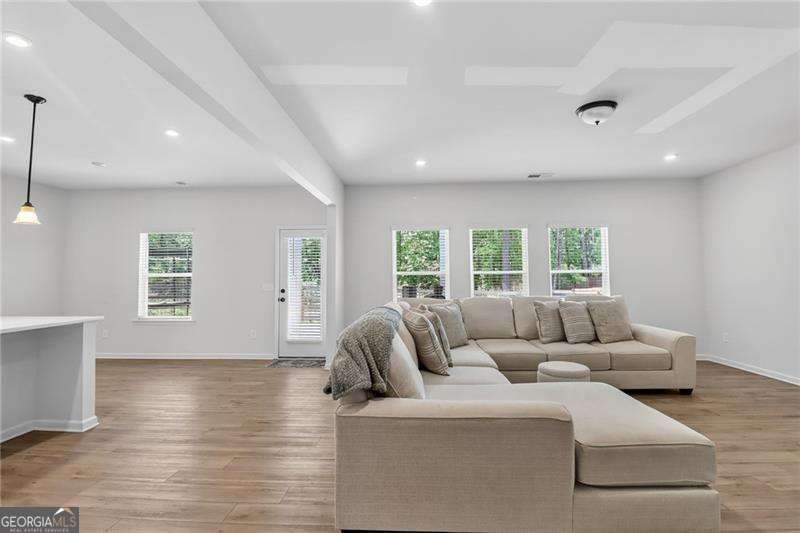 229 Sycamore Drive Property Photo 11