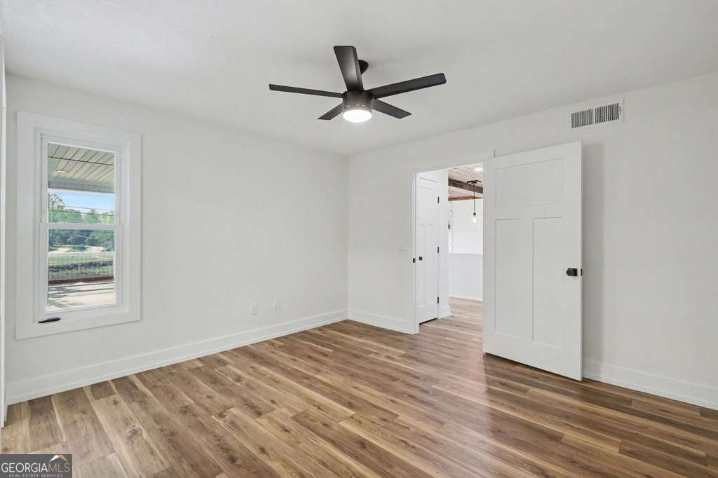 233 Bradshaw Road Property Photo 22