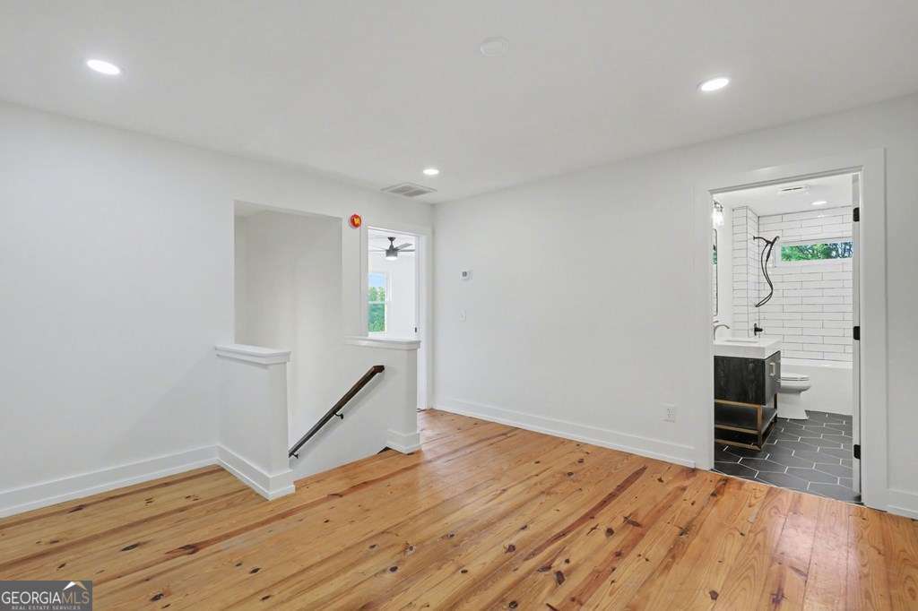 233 Bradshaw Road Property Photo 27