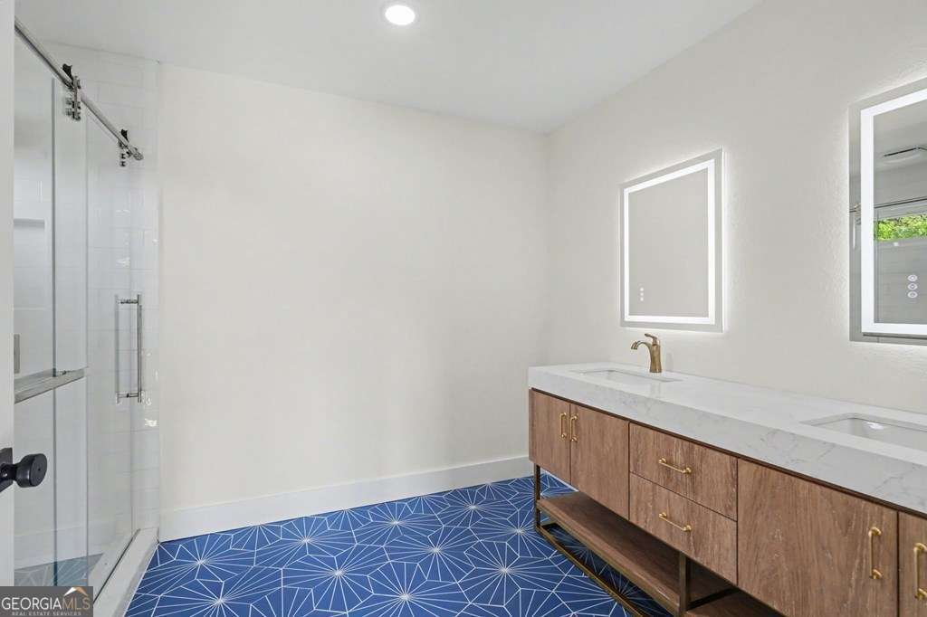 233 Bradshaw Road Property Photo 38