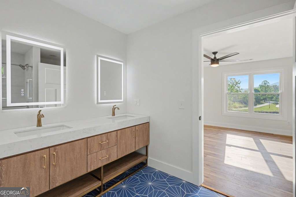 233 Bradshaw Road Property Photo 40