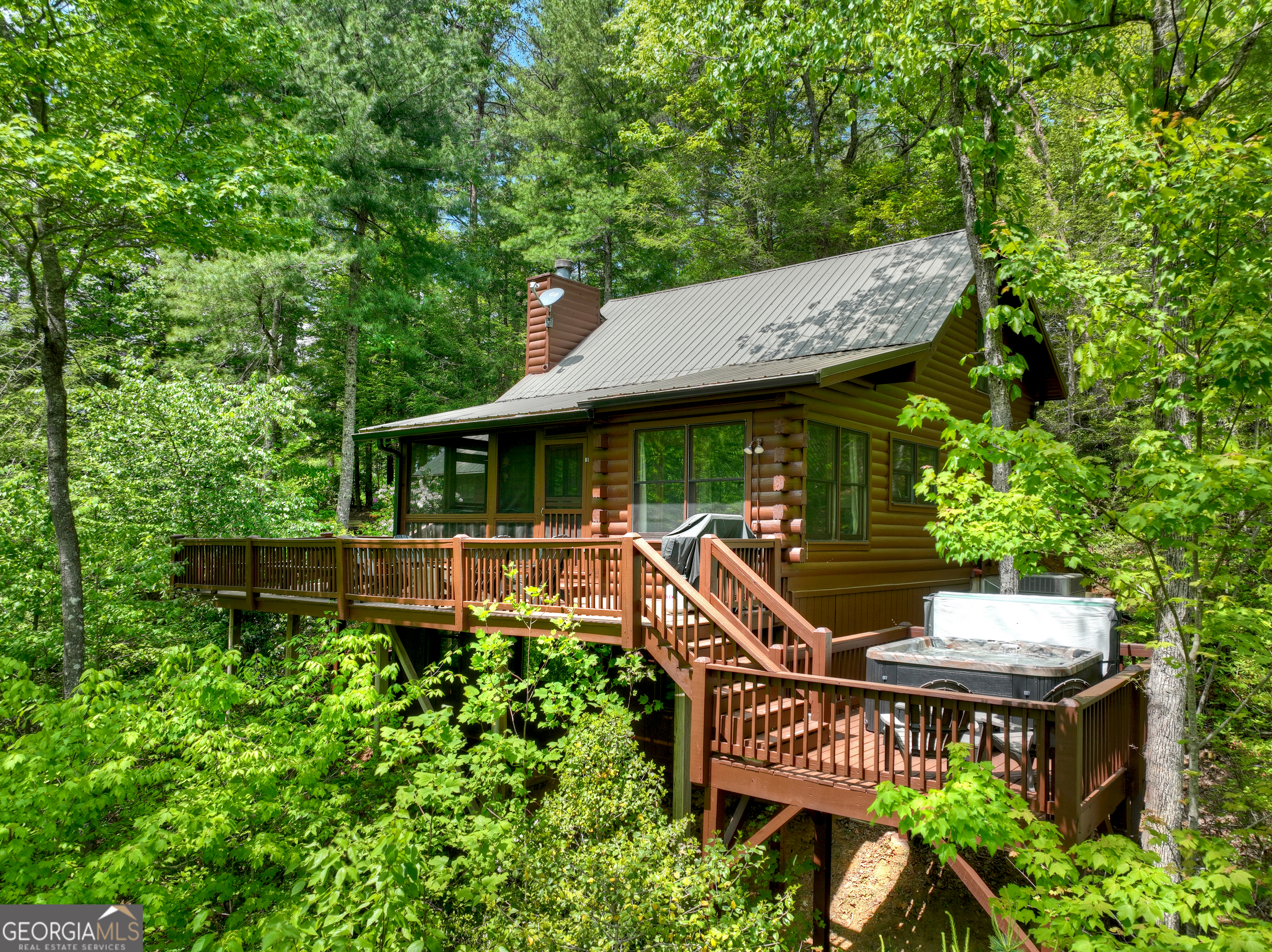 1822 Hidden Lake Drive Property Photo 1