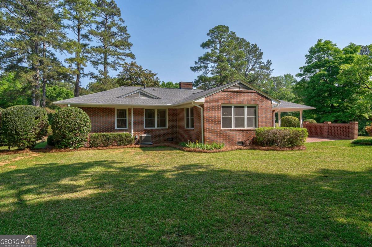 1310 Lincolnton Property Photo 25