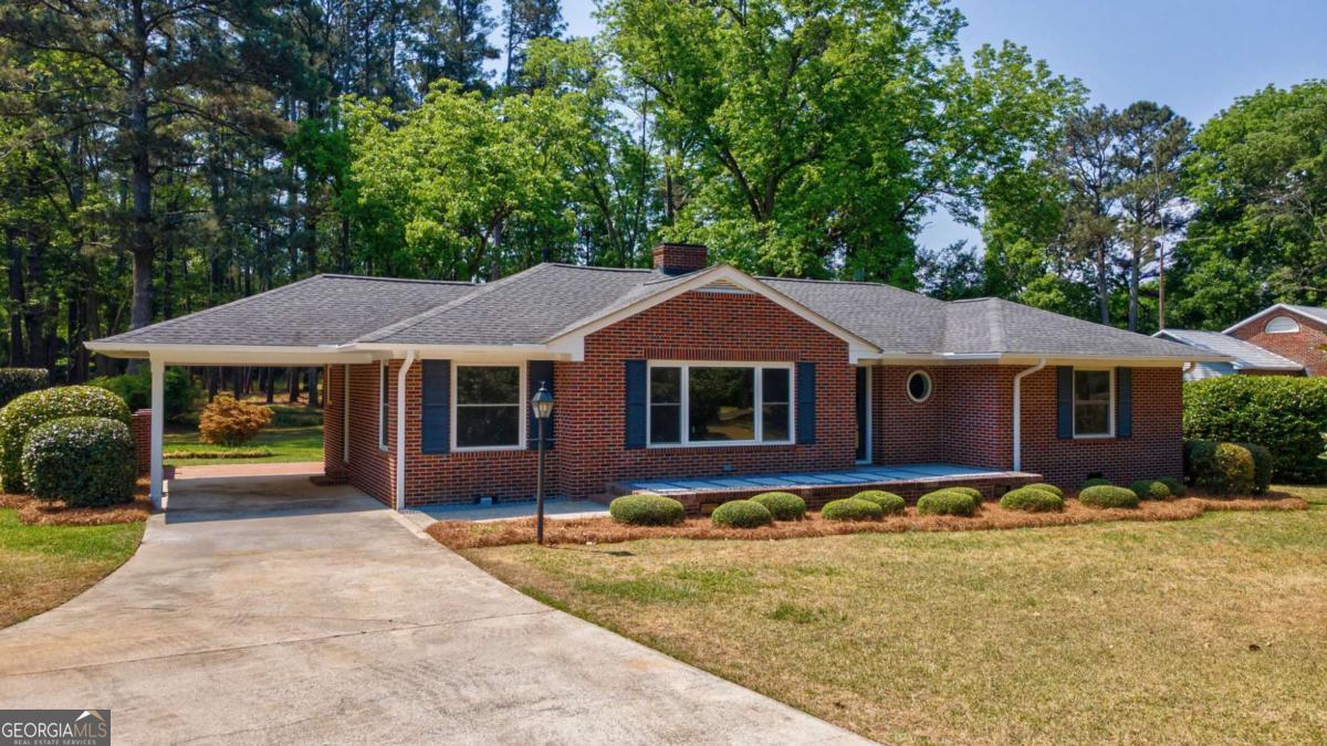 1310 Lincolnton Property Photo 29