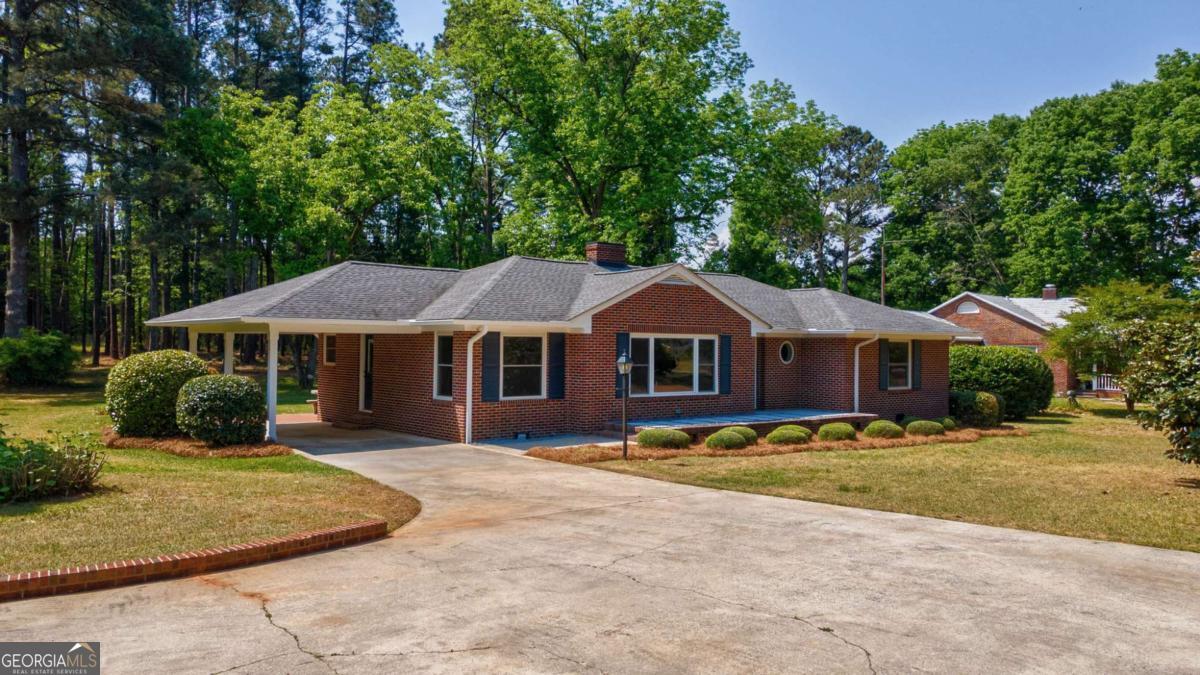1310 Lincolnton Property Photo 30