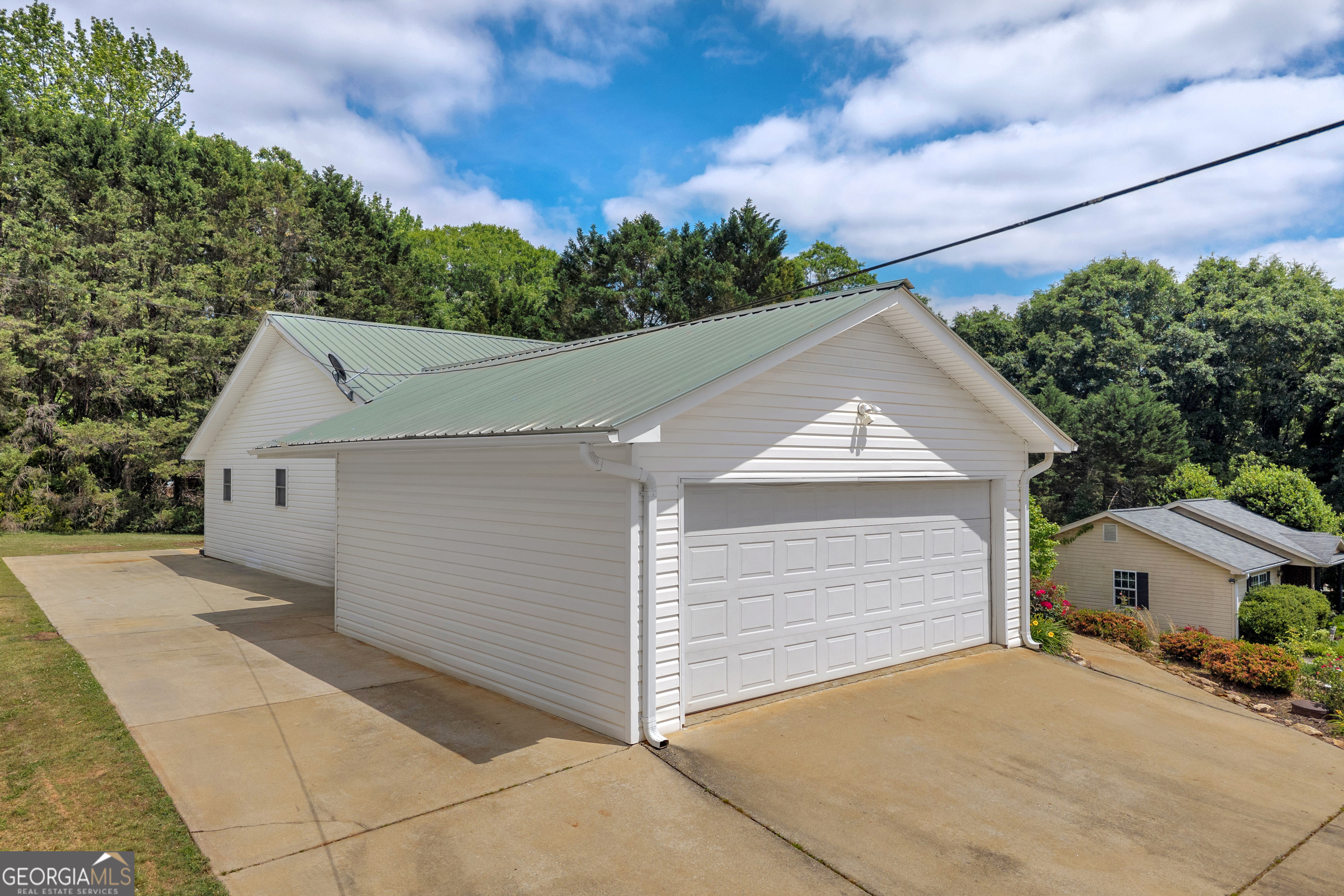 99 Parker Street Property Photo 13