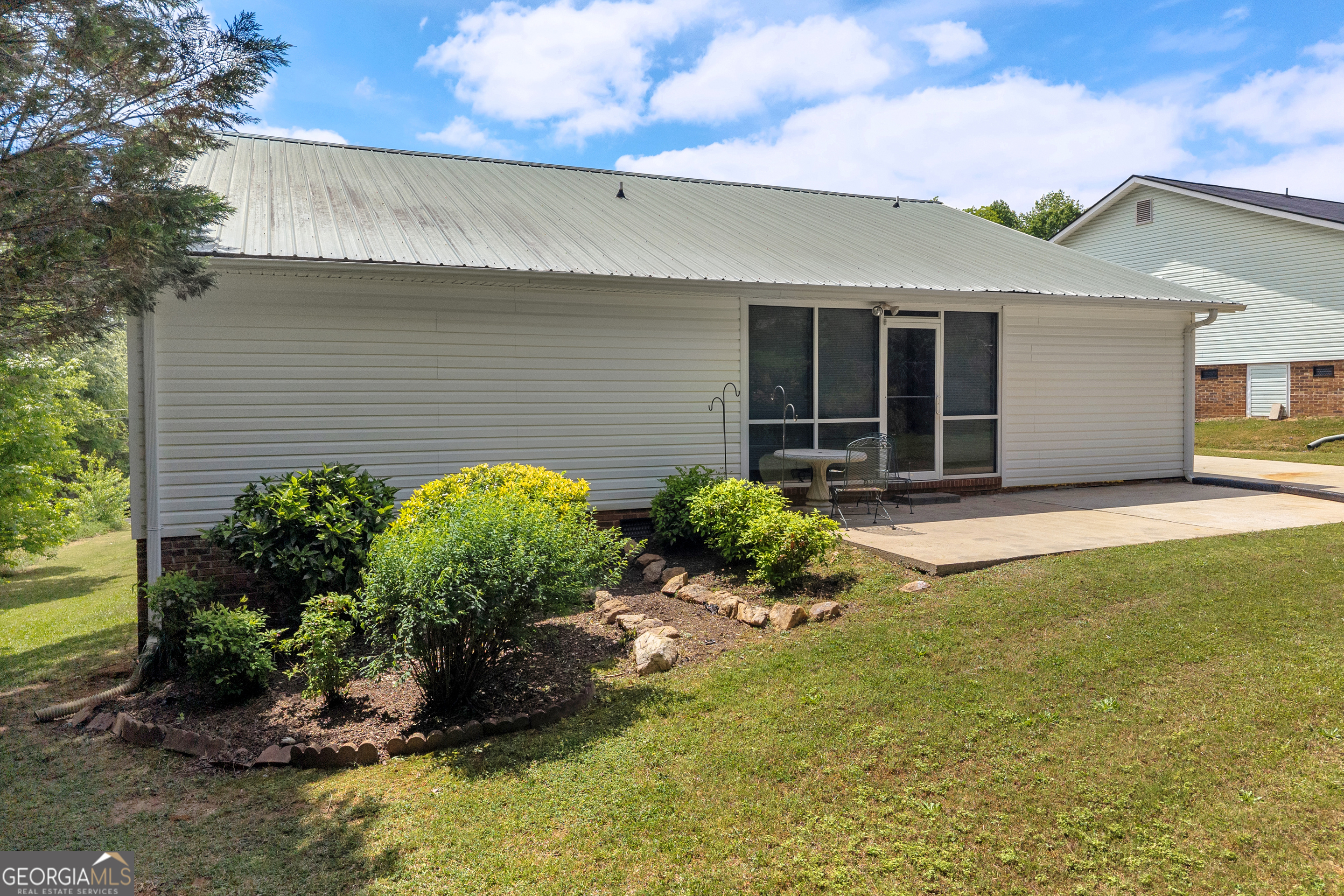 99 Parker Street Property Photo 16