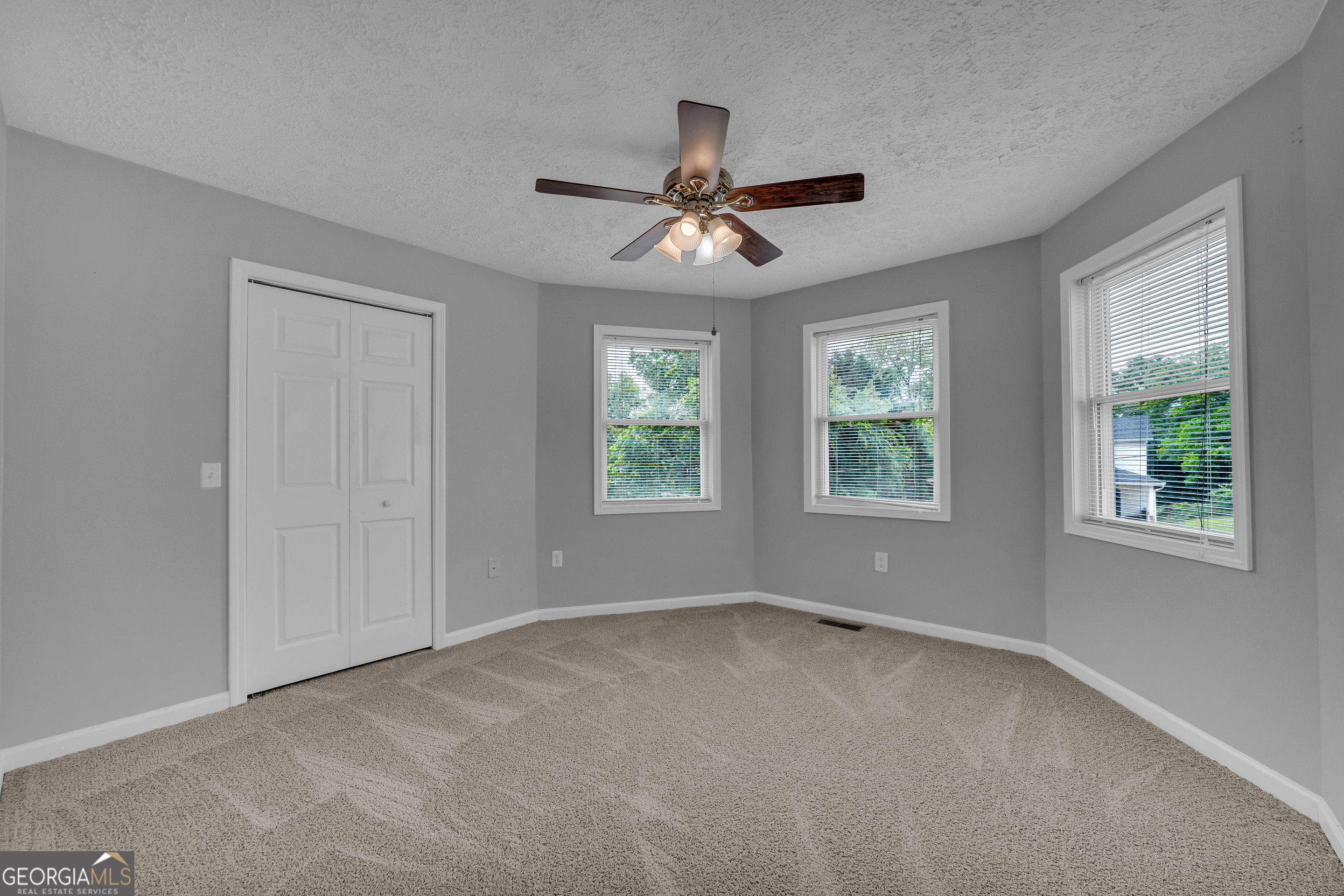 99 Parker Street Property Photo 24