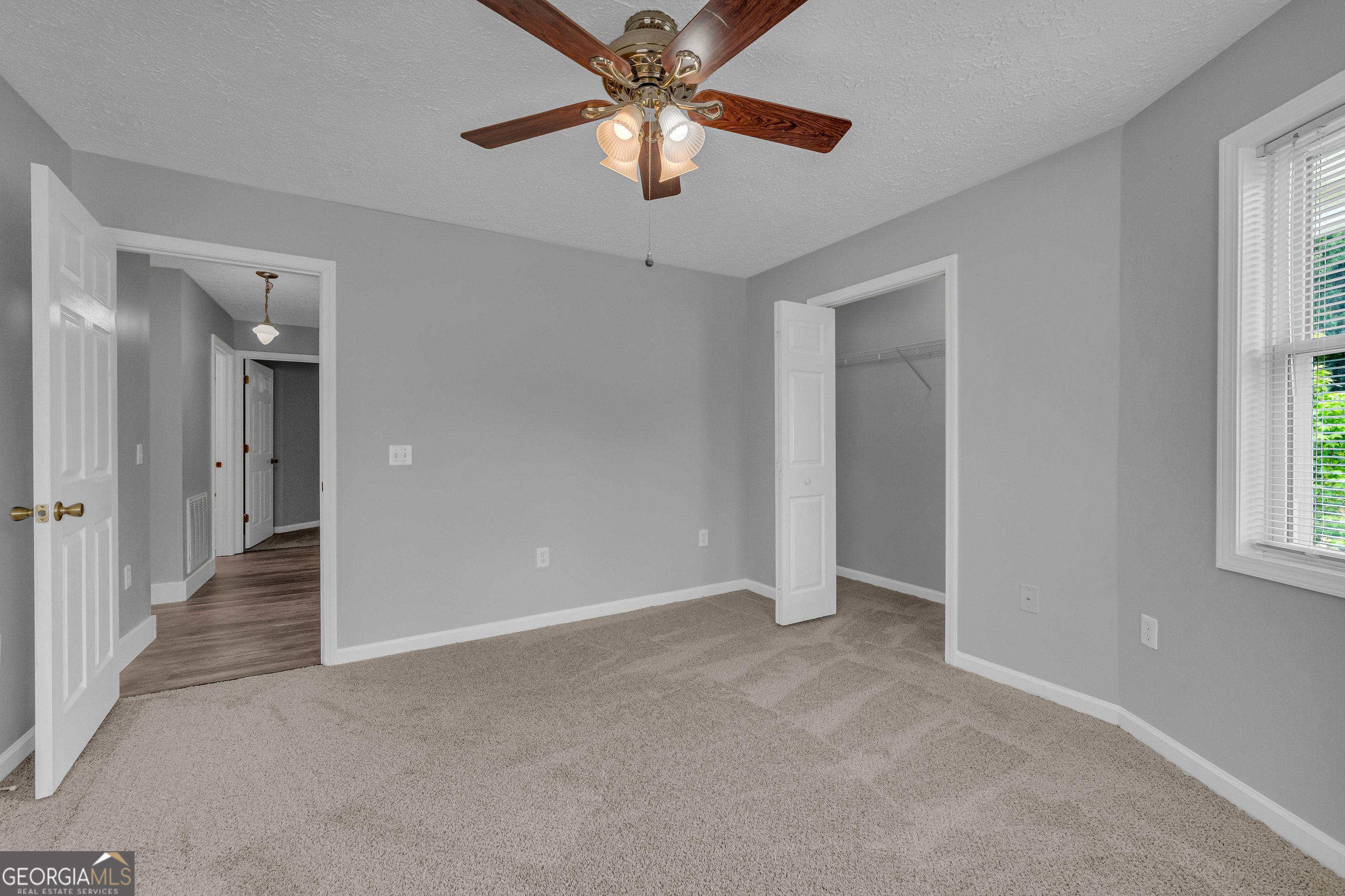 99 Parker Street Property Photo 25