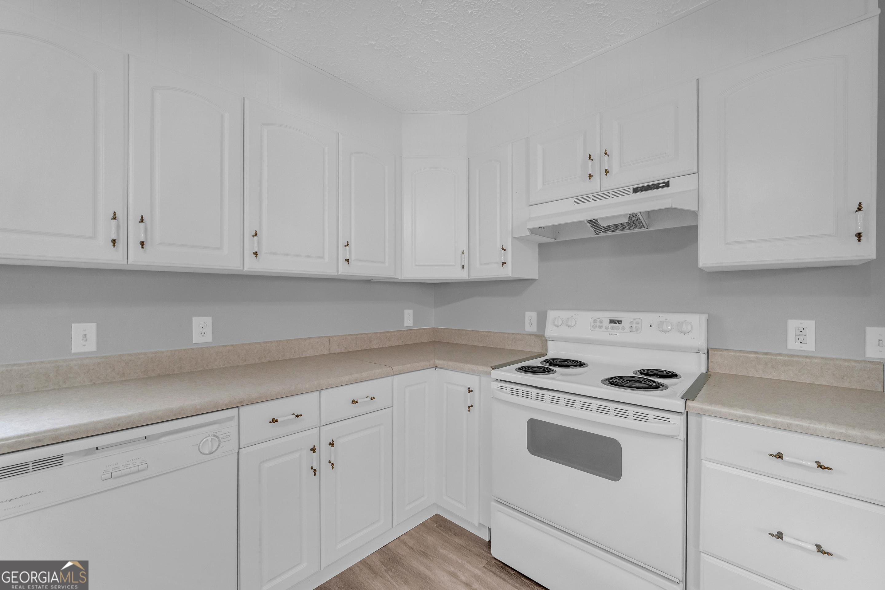 99 Parker Street Property Photo 46