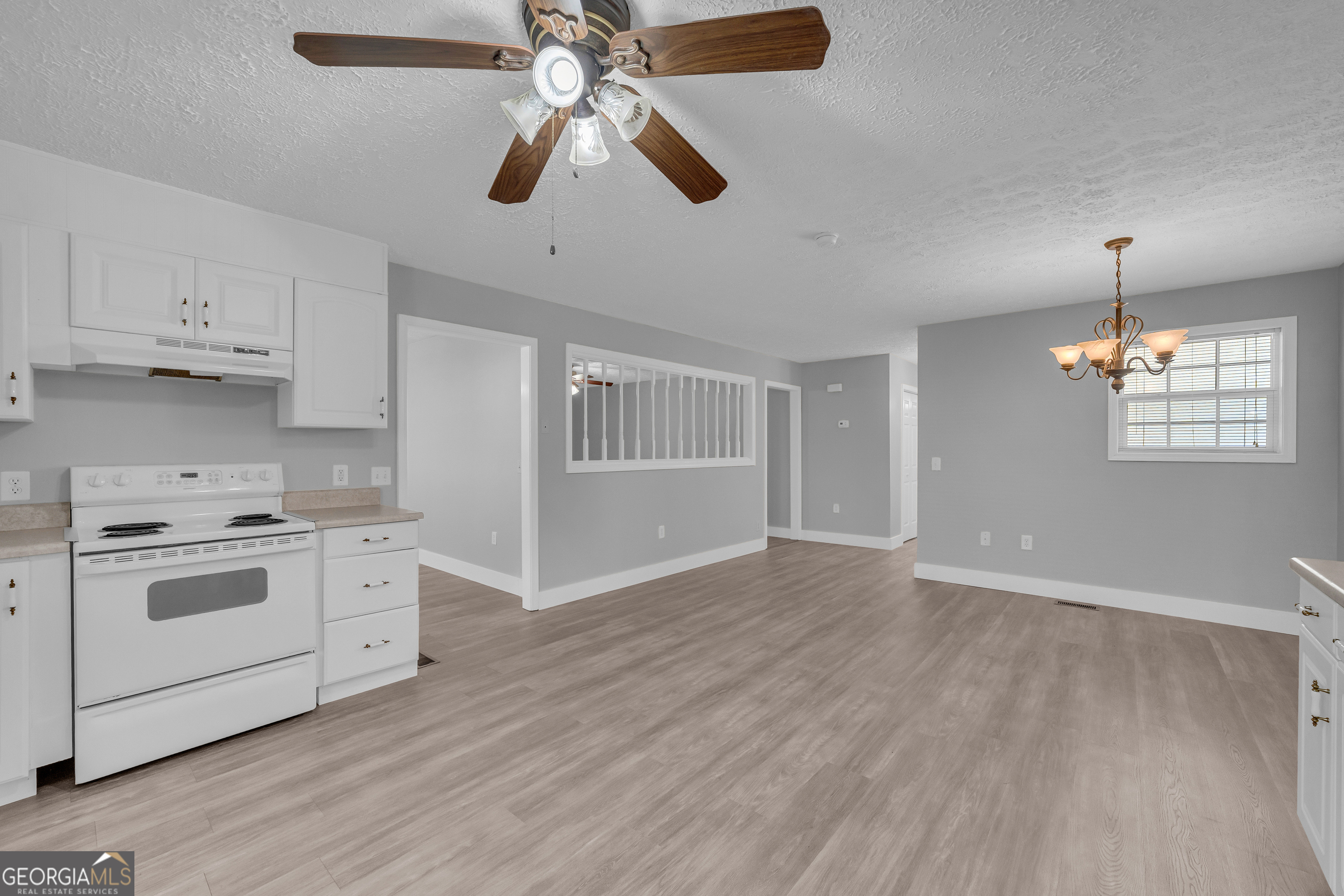 99 Parker Street Property Photo 49