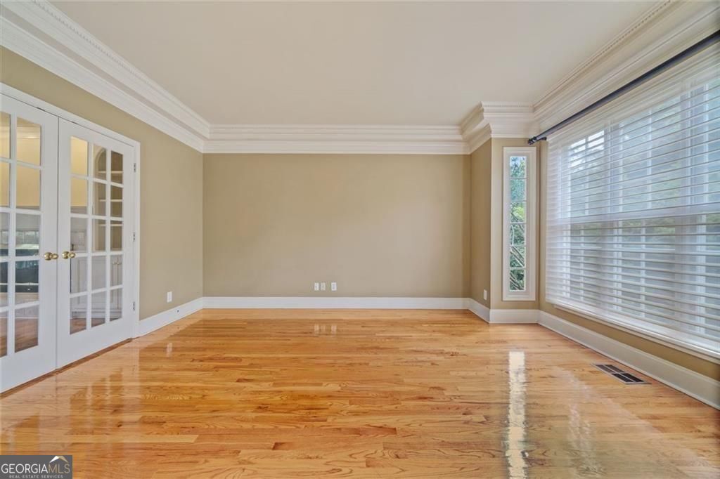 5044 Chapel Lake Circle Property Photo 5