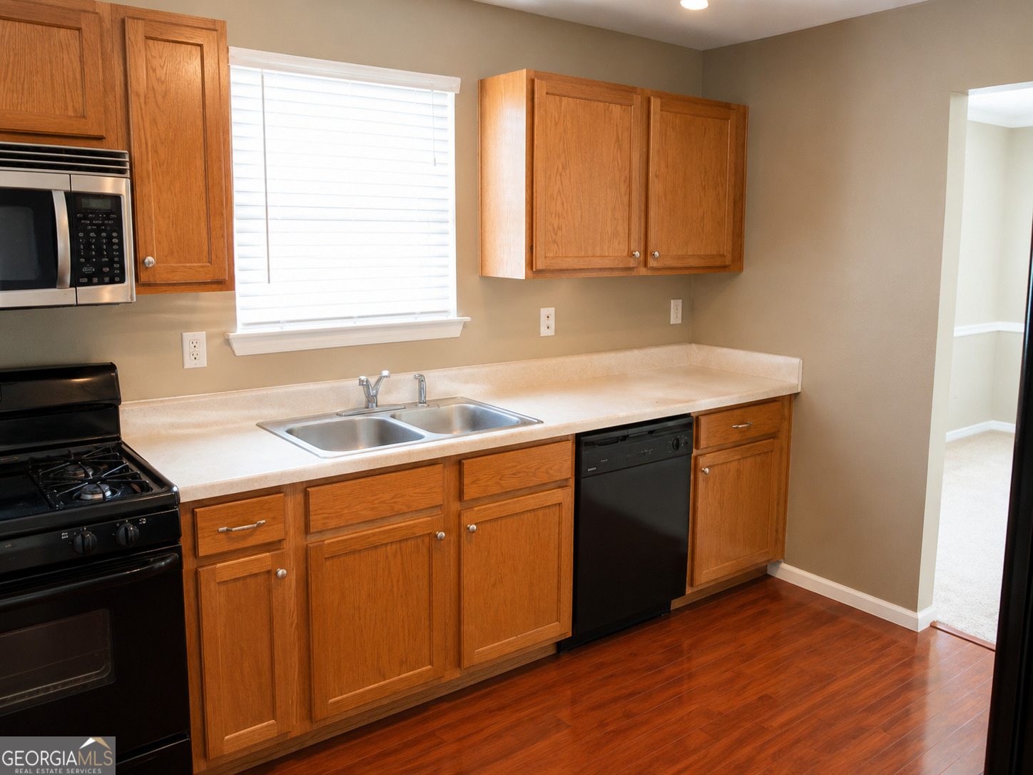 307 Daytona Drive Property Photo 12