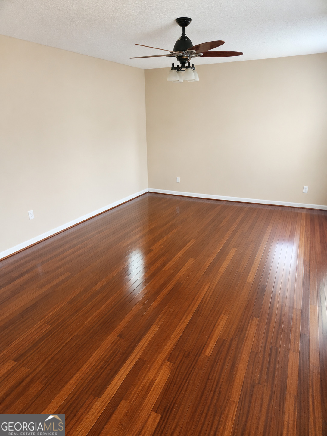 307 Daytona Drive Property Photo 16