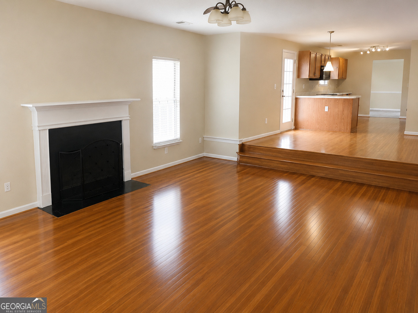 307 Daytona Drive Property Photo 18