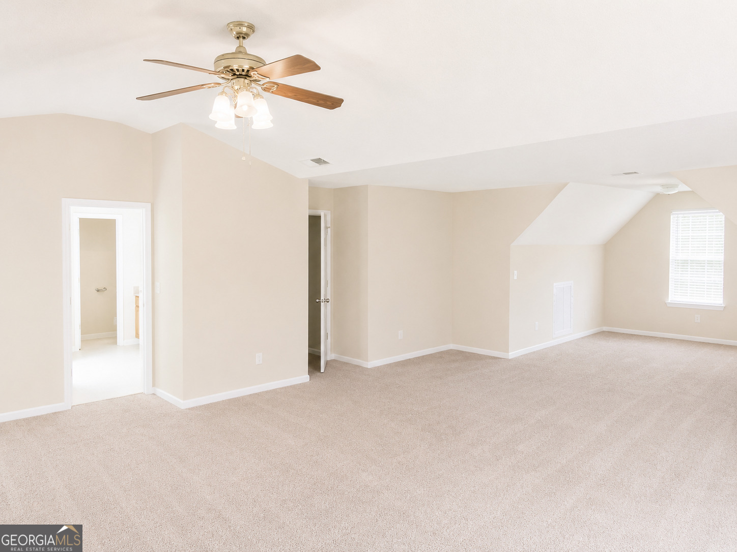 307 Daytona Drive Property Photo 23
