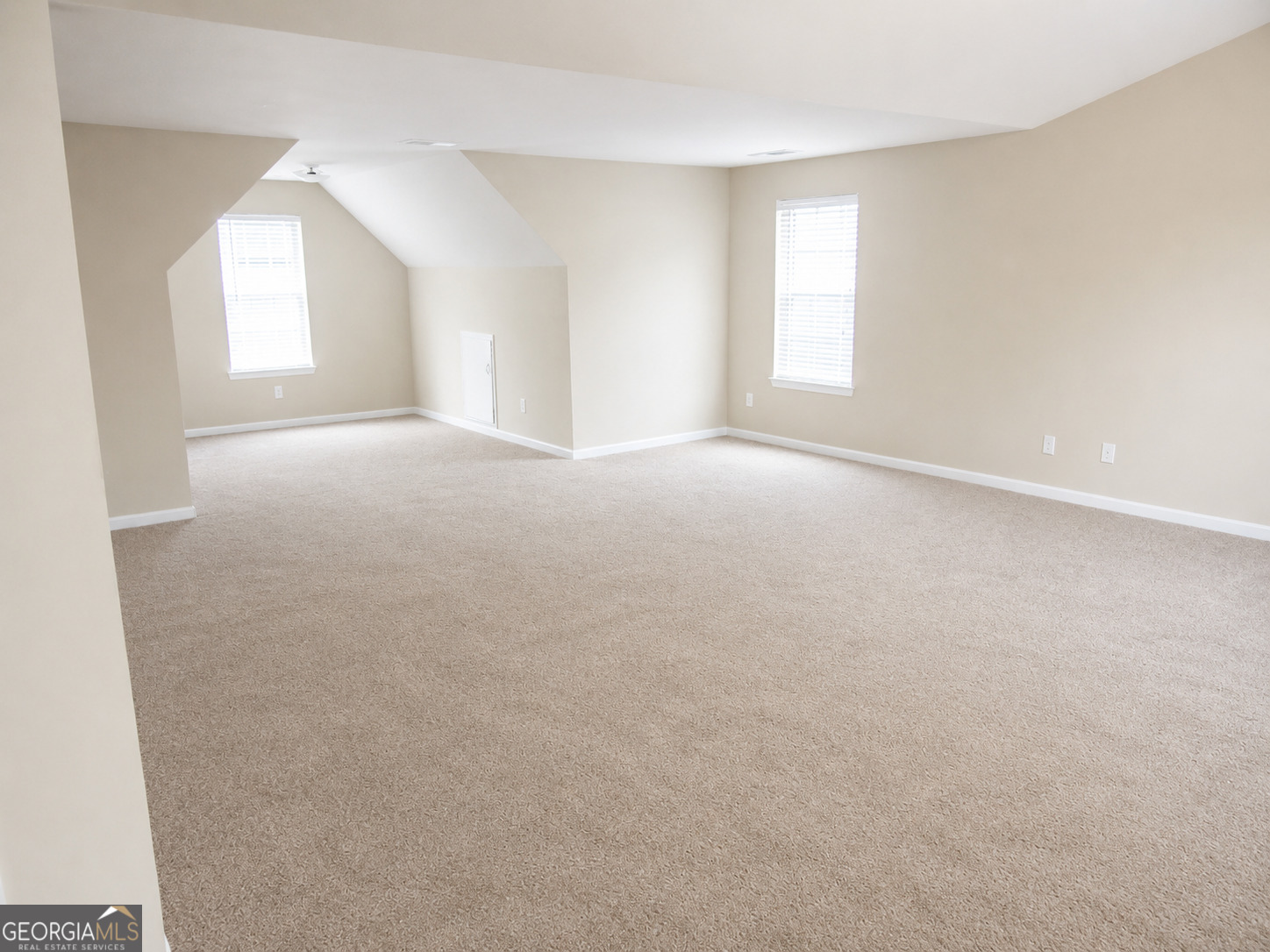 307 Daytona Drive Property Photo 24