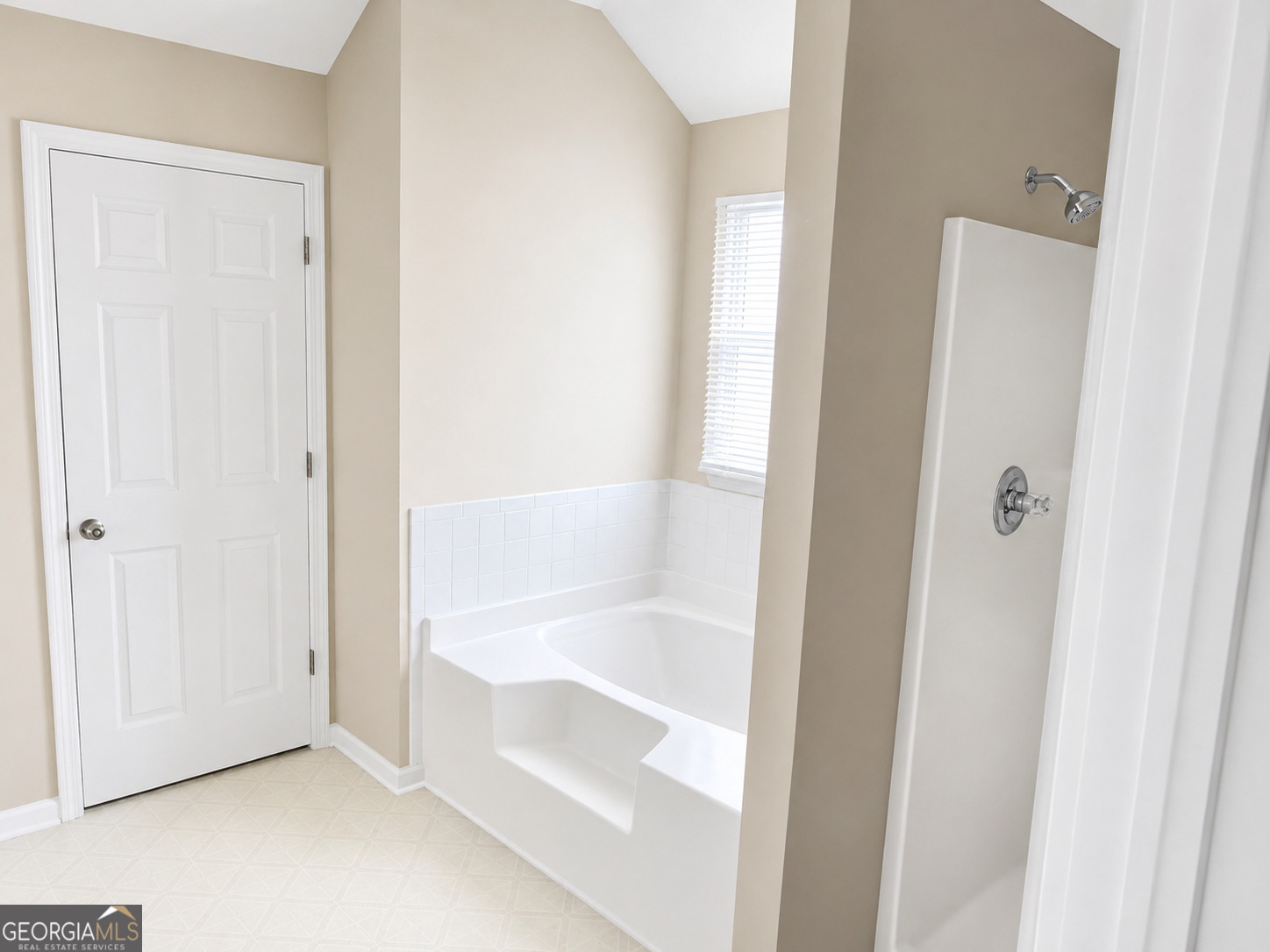307 Daytona Drive Property Photo 28