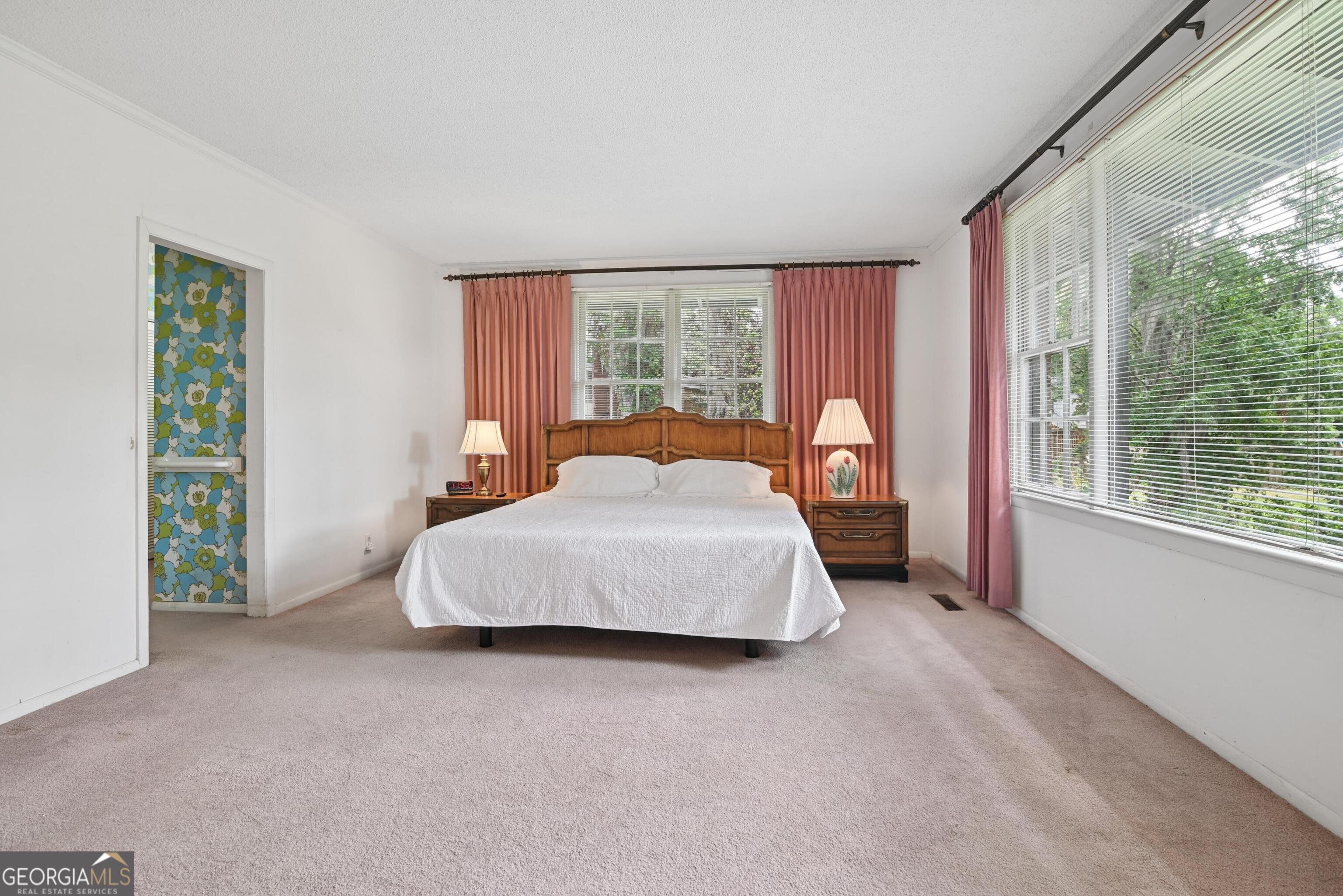 180 Saint Clair Drive Property Photo 16