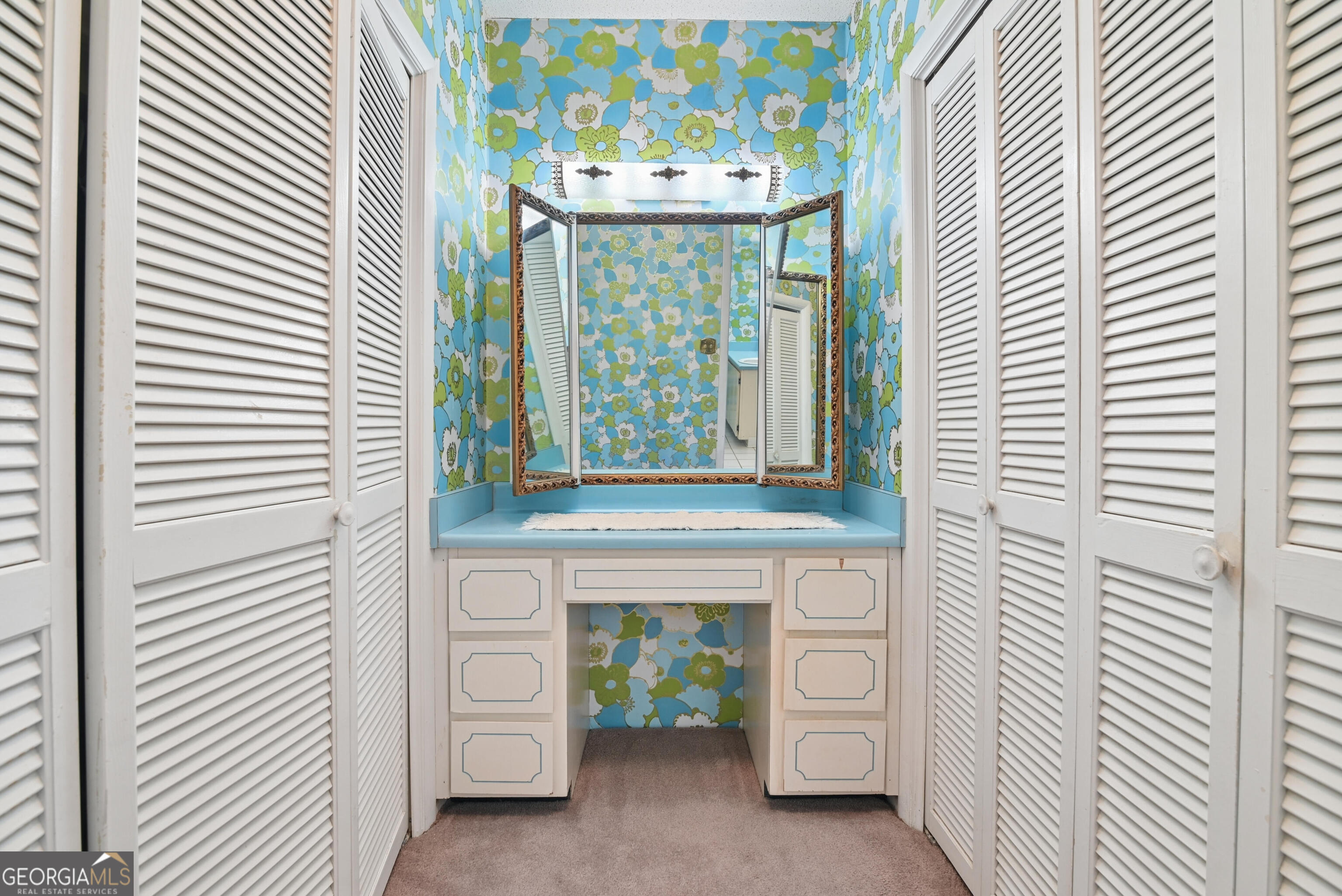 180 Saint Clair Drive Property Photo 17