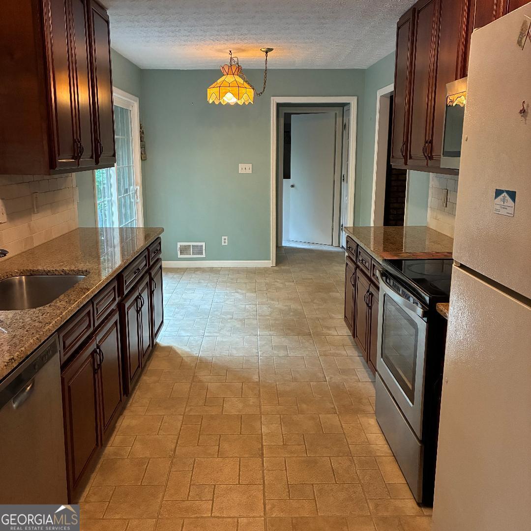 3097 Jodeco Drive Property Photo 4