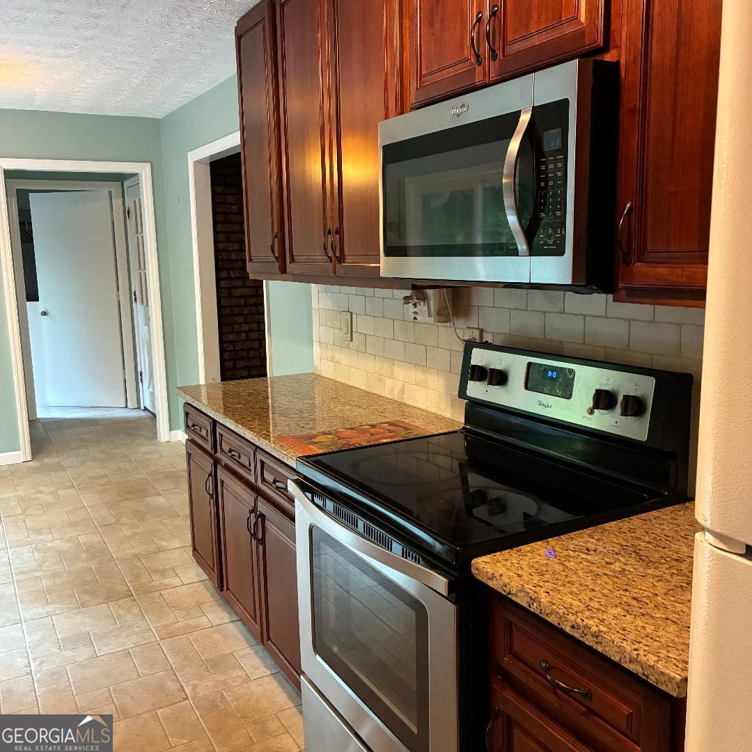 3097 Jodeco Drive Property Photo 7