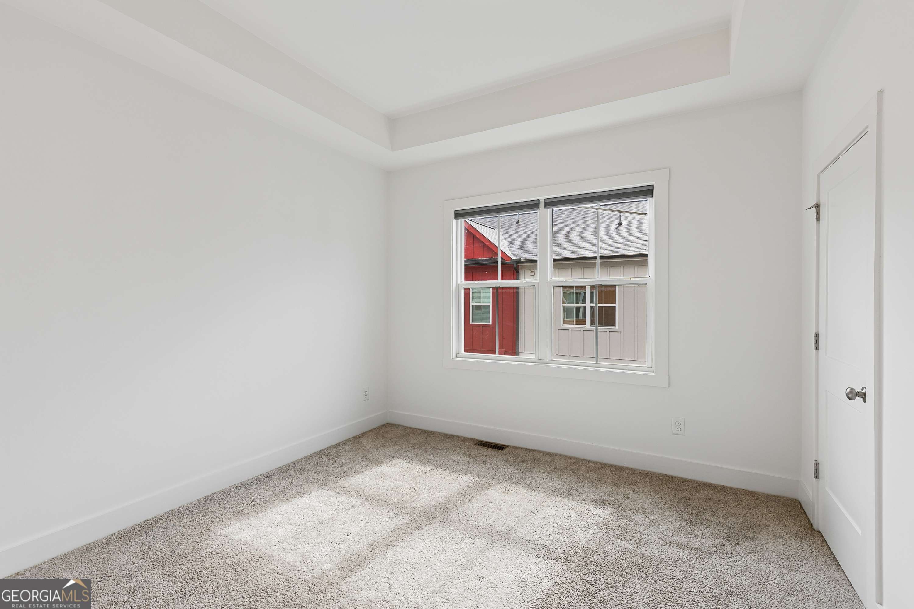 140 Color Circle Property Photo 10