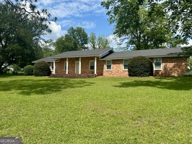 708 Clyde Property Photo 1
