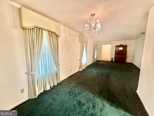 708 Clyde Property Photo 3