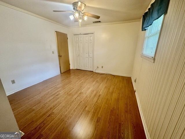708 Clyde Property Photo 14