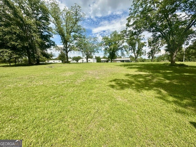708 Clyde Property Photo 23