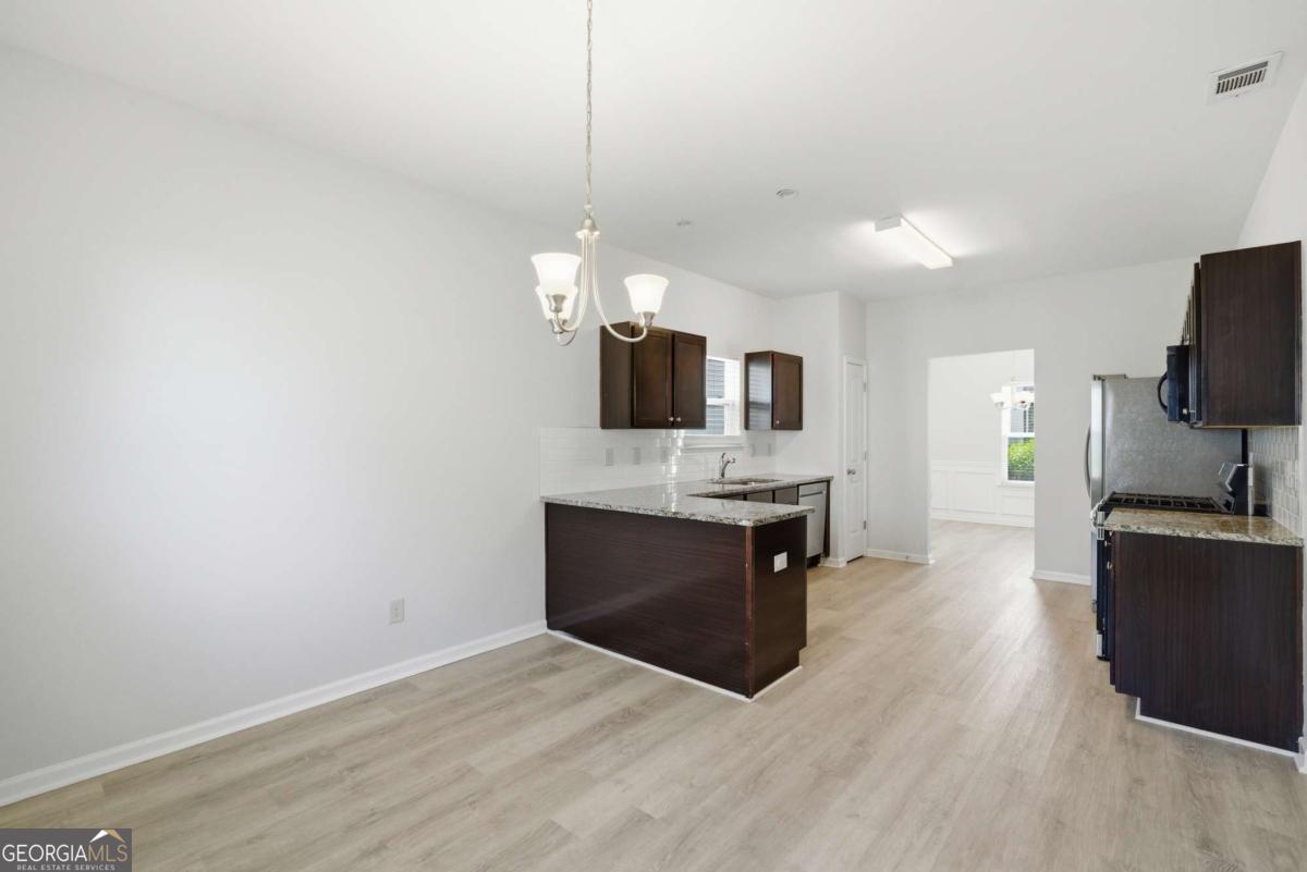 35 Crescent Lane Property Photo 18