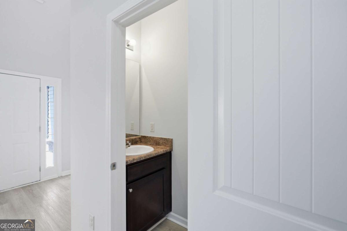 35 Crescent Lane Property Photo 42
