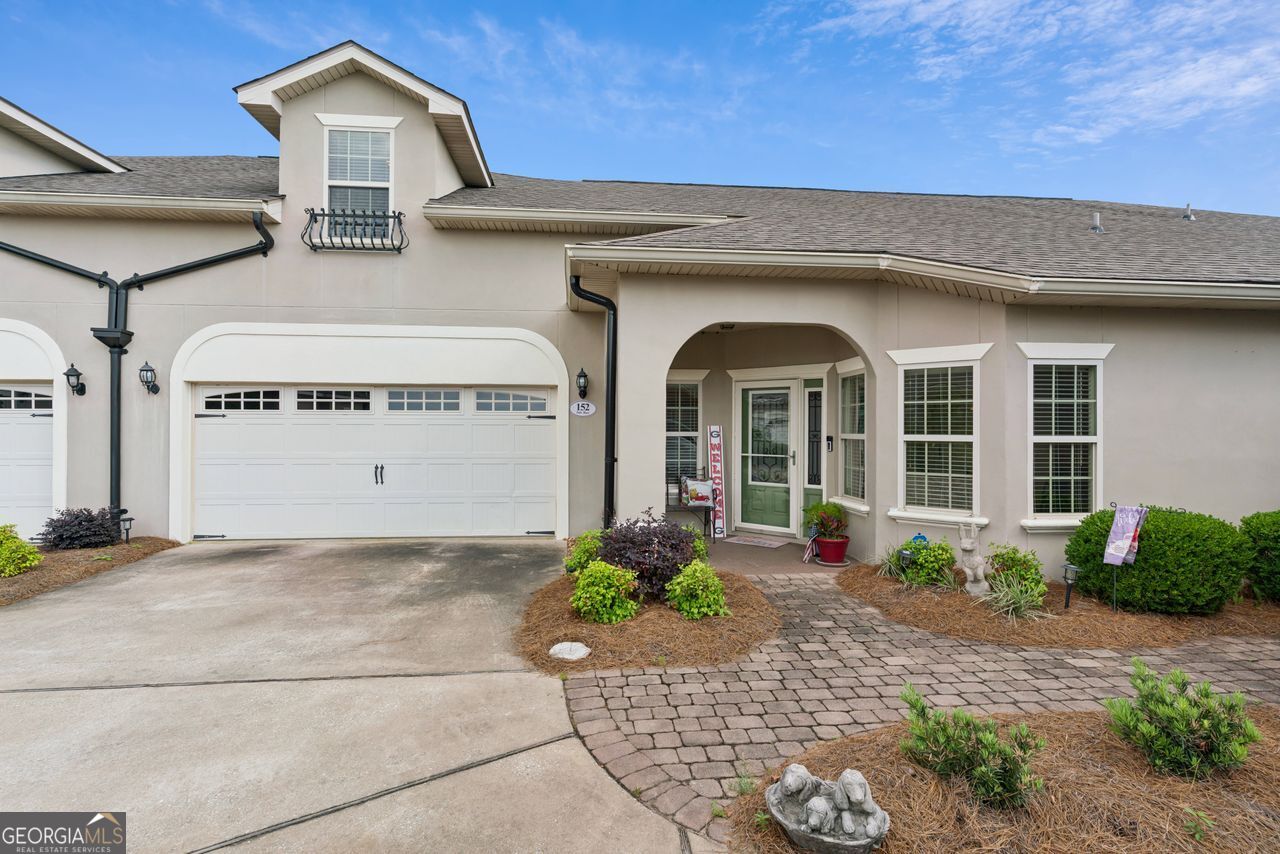 152 Villa Road Property Photo 1