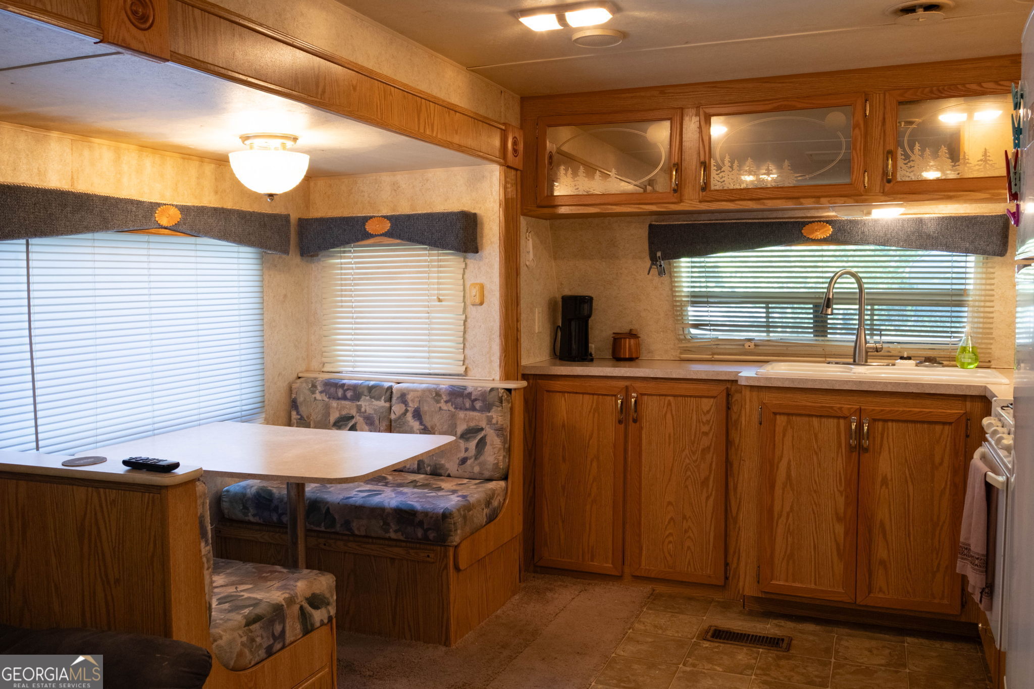 245 Canyon Pass Property Photo 14