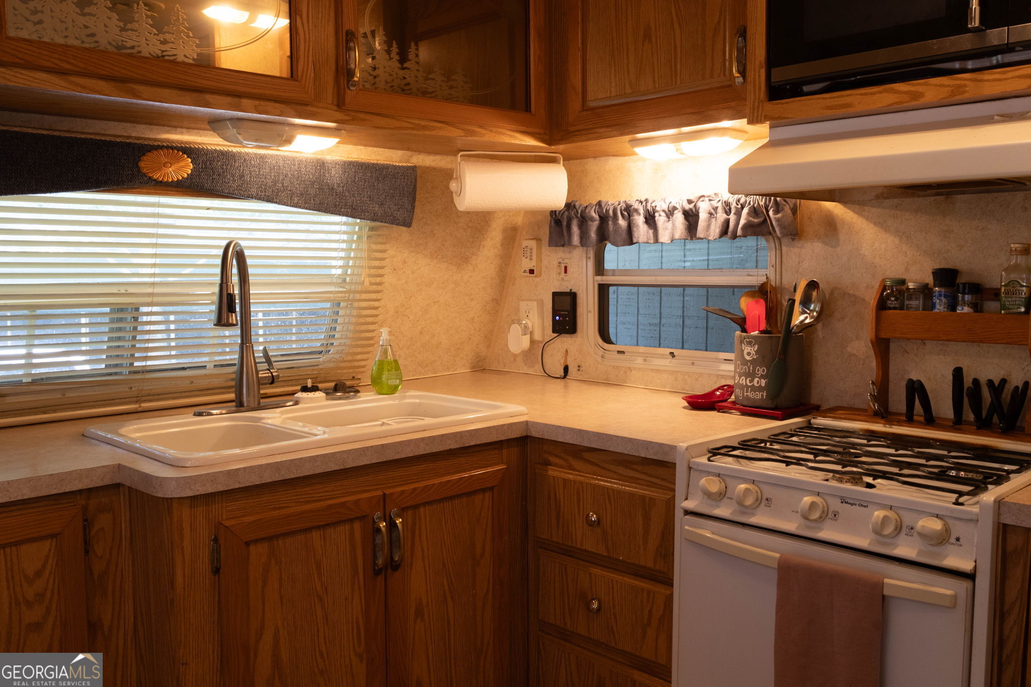 245 Canyon Pass Property Photo 16