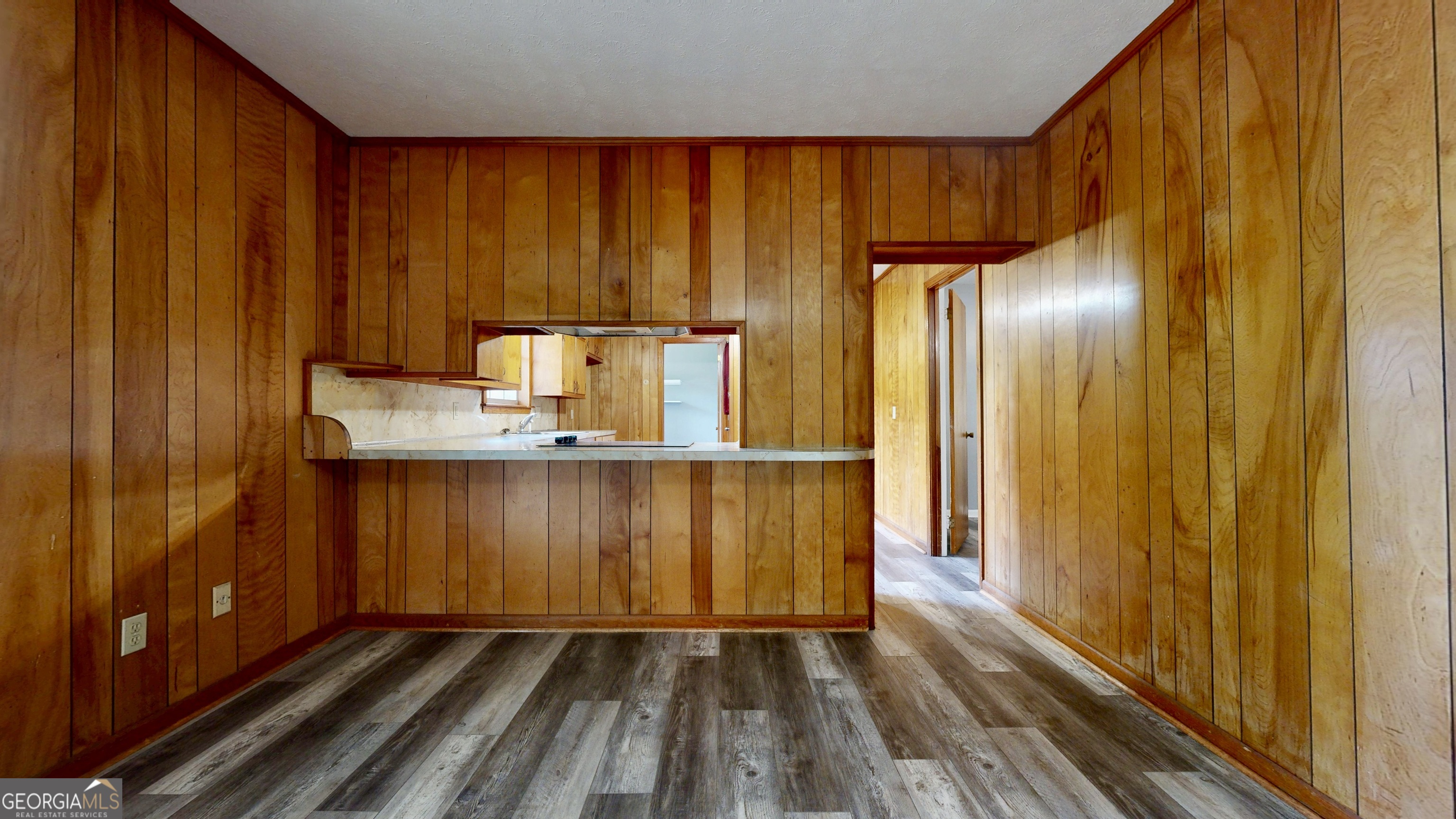 402 Pineview Drive Property Photo 19