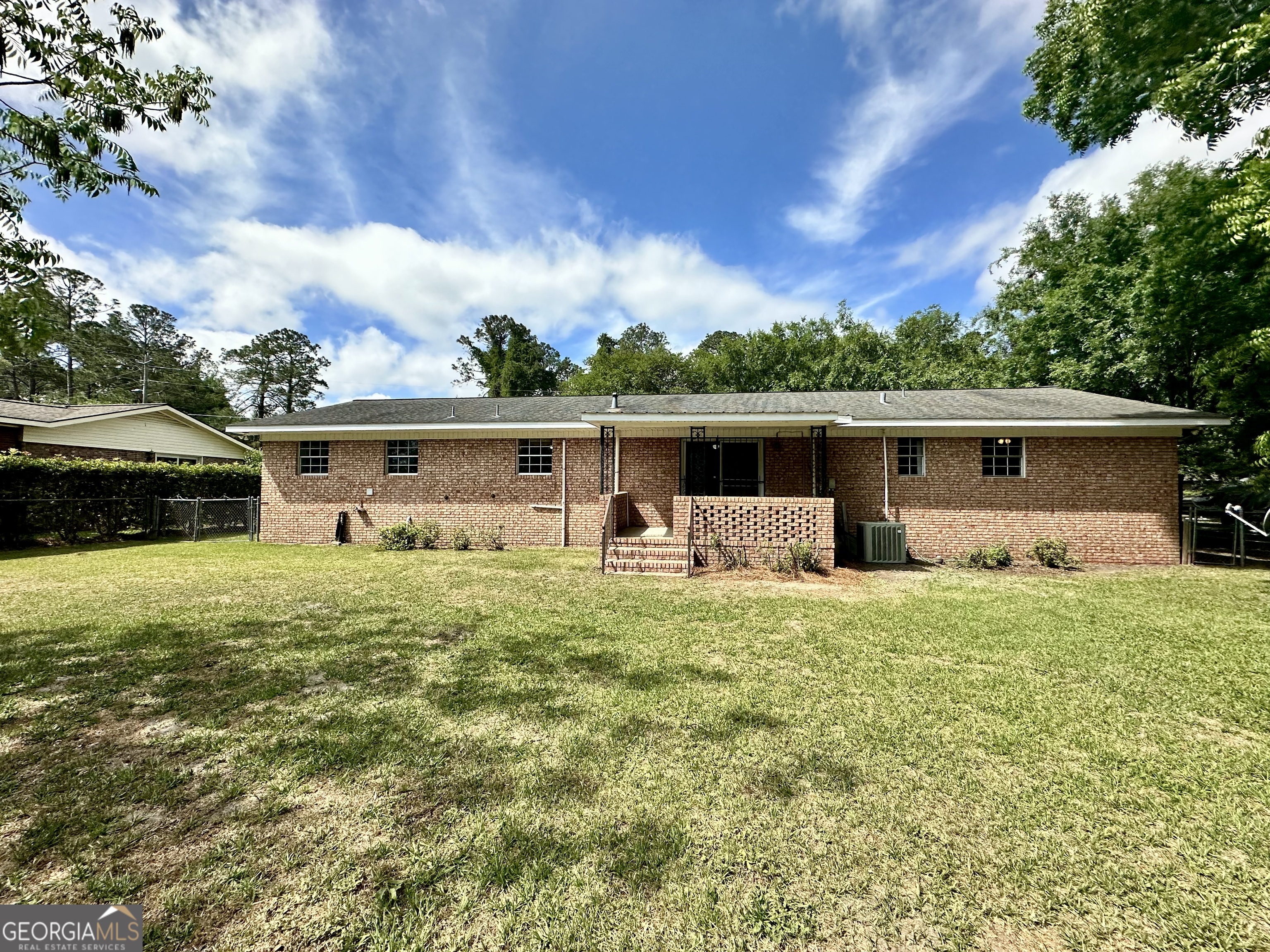 402 Pineview Drive Property Photo 24