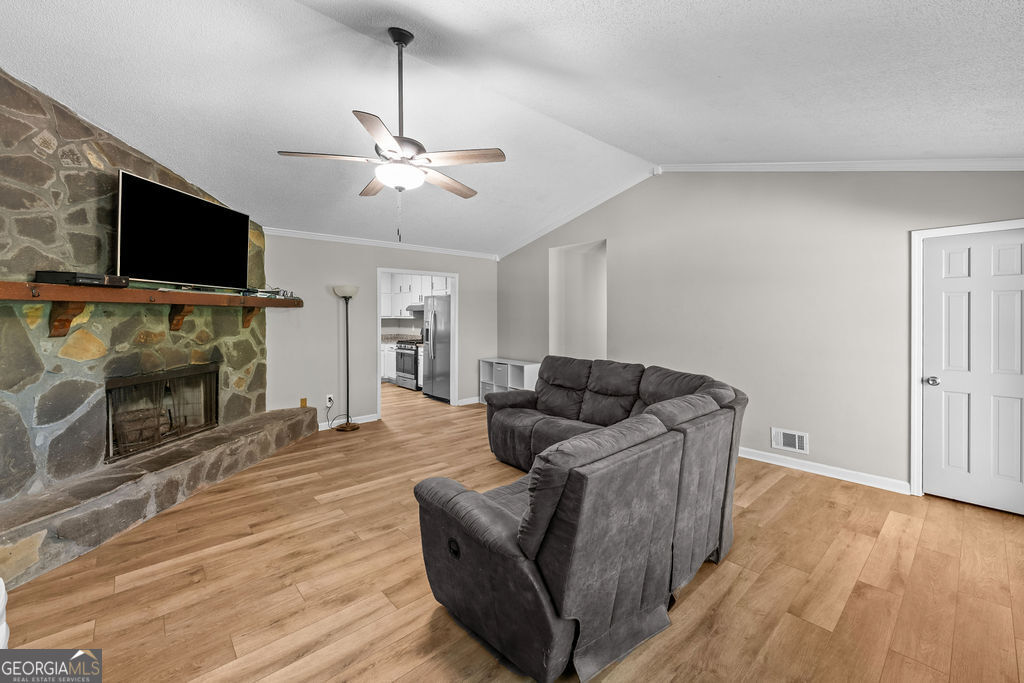 101 Duffy Drive Property Photo 6