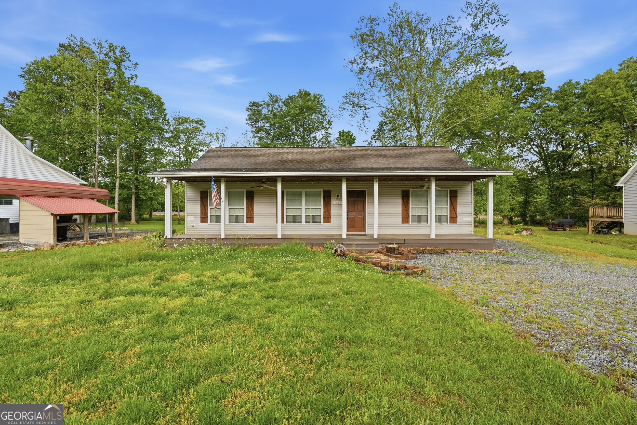 5457 Willow Springs Road Property Photo 1