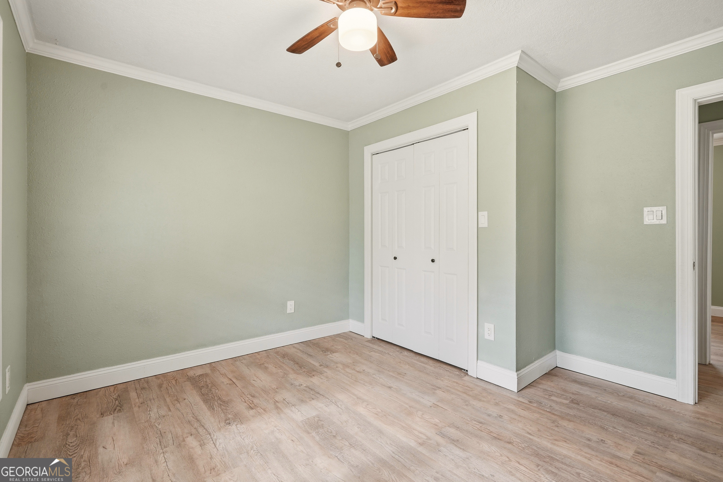 5457 Willow Springs Road Property Photo 16