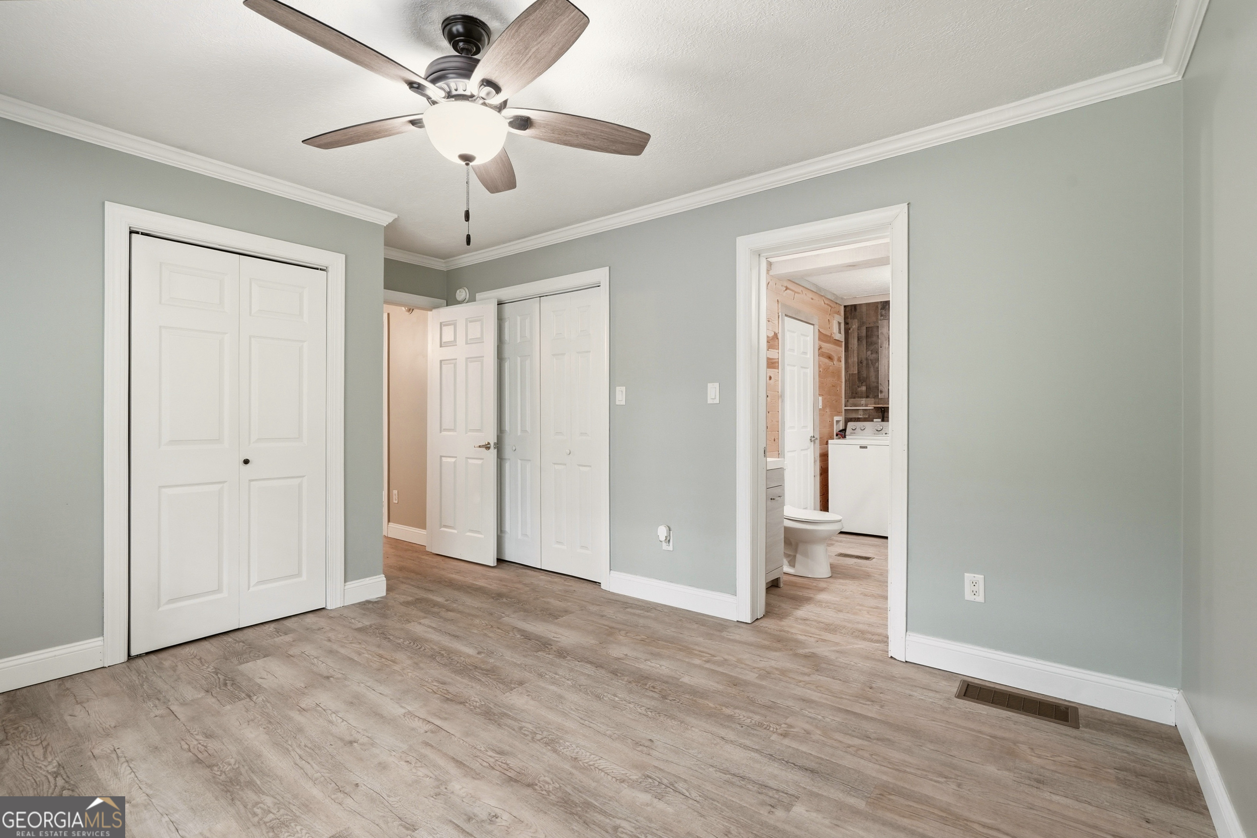 5457 Willow Springs Road Property Photo 18
