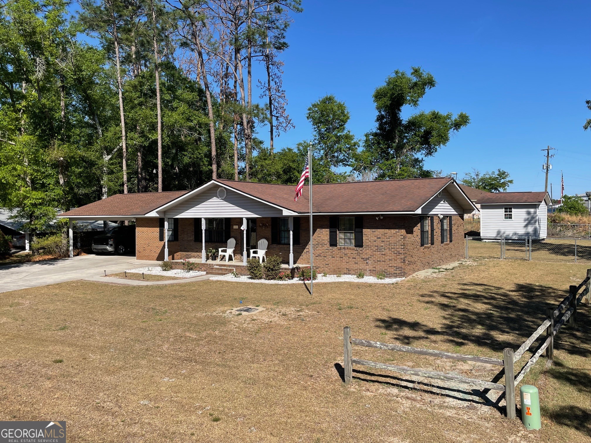 121 Camellia Drive Property Photo 2