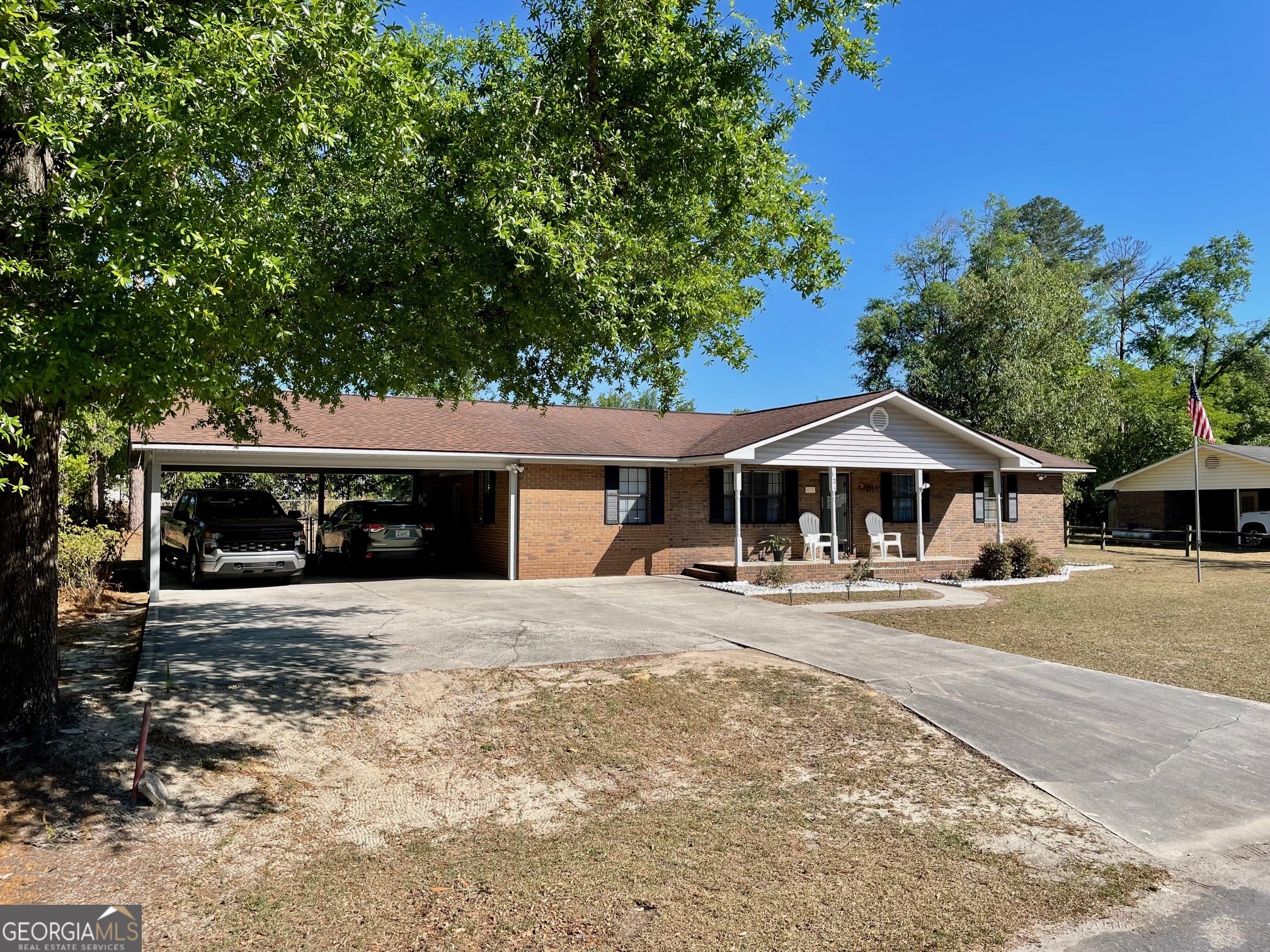 121 Camellia Drive Property Photo 3