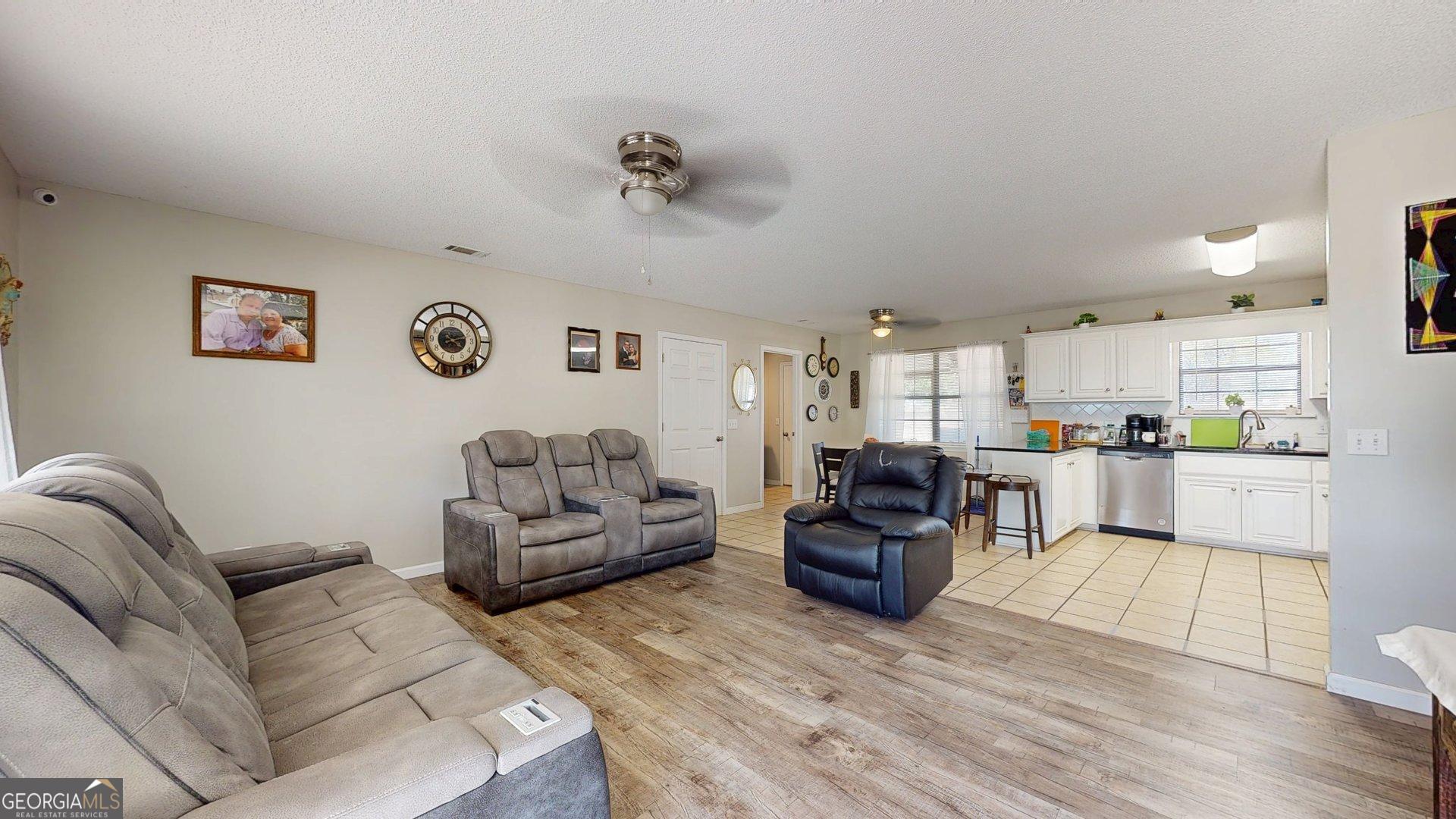 121 Camellia Drive Property Photo 8