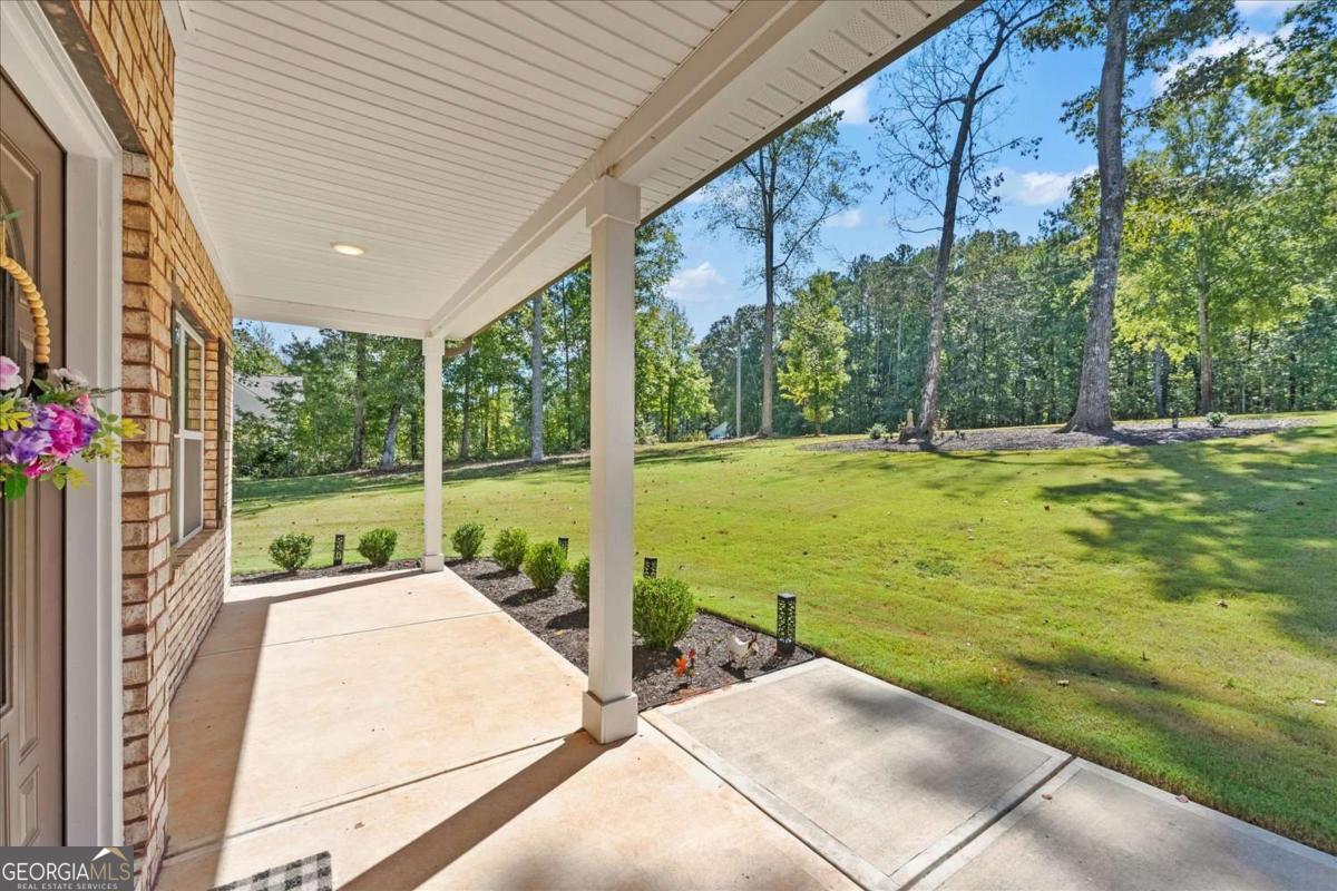 425 Boynton Road Property Photo 13