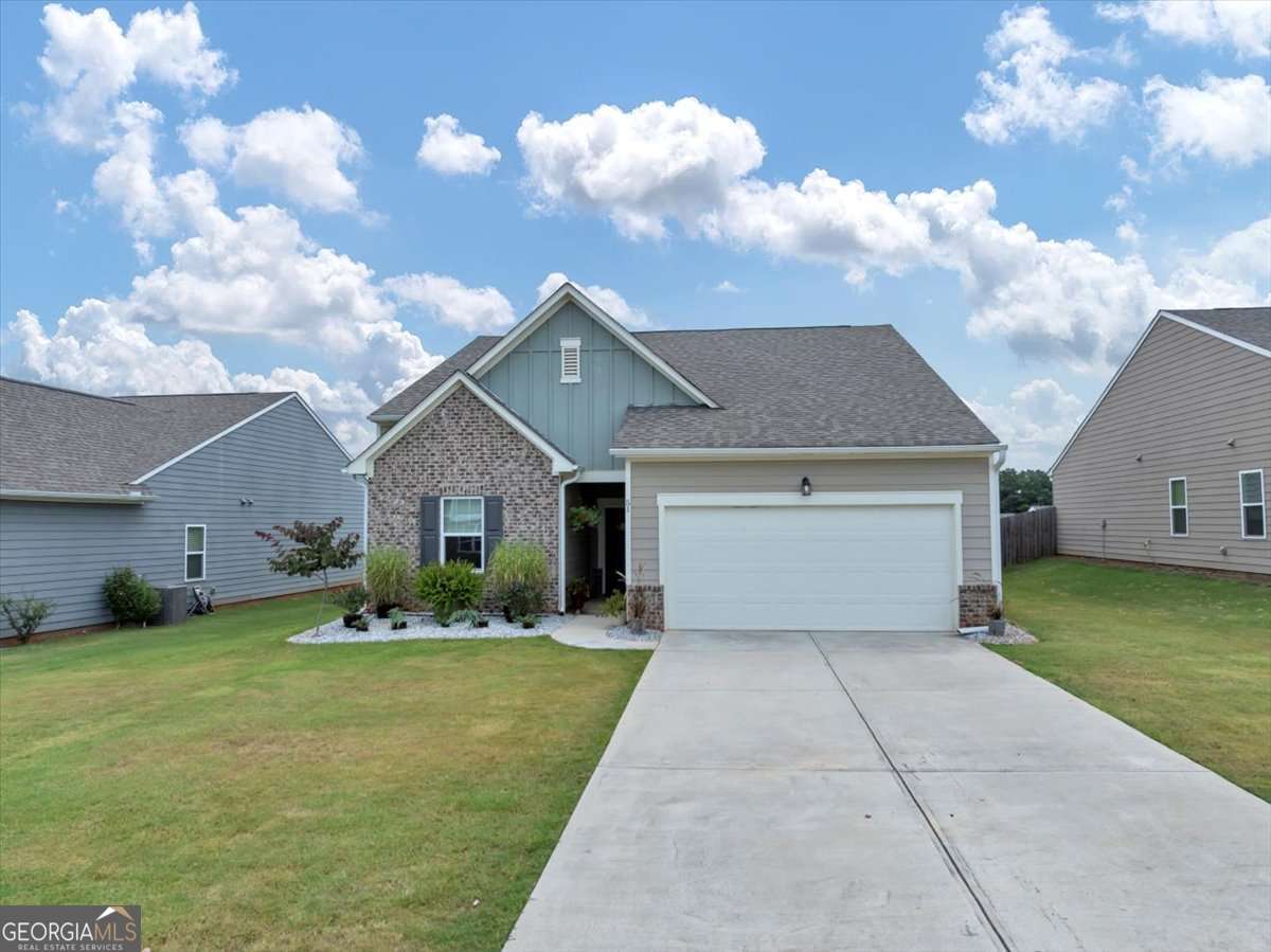 51 Dorsey Way Property Photo 3